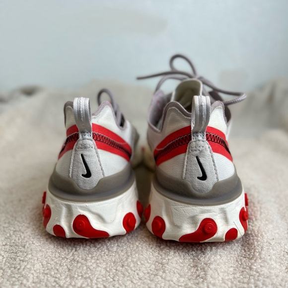 NIKE React Element 55 Womens Running Shoe Red White 7 - Picture 3 of 5